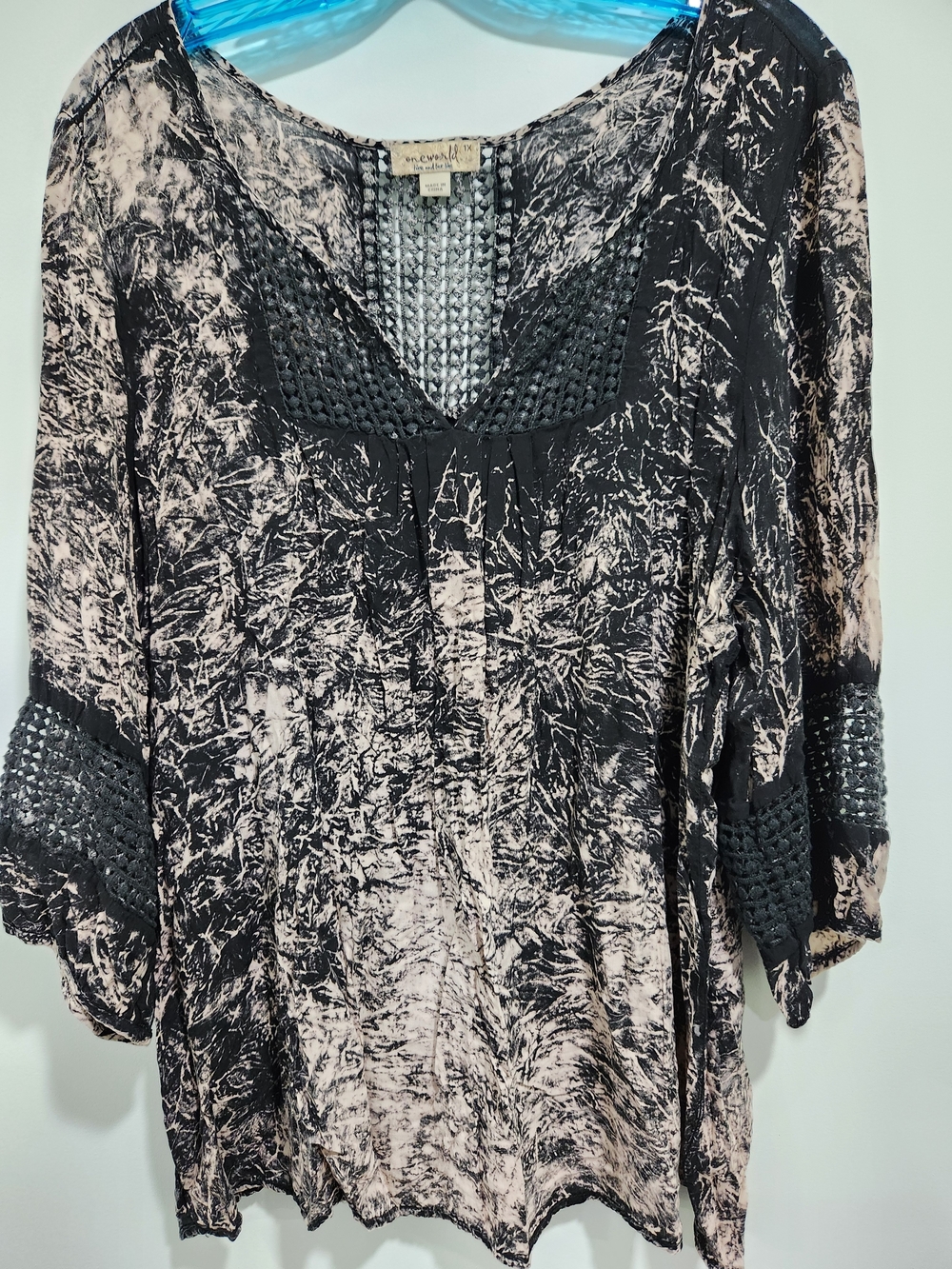 Crochet-Trim Crinkle Blouse - Black and Taupe